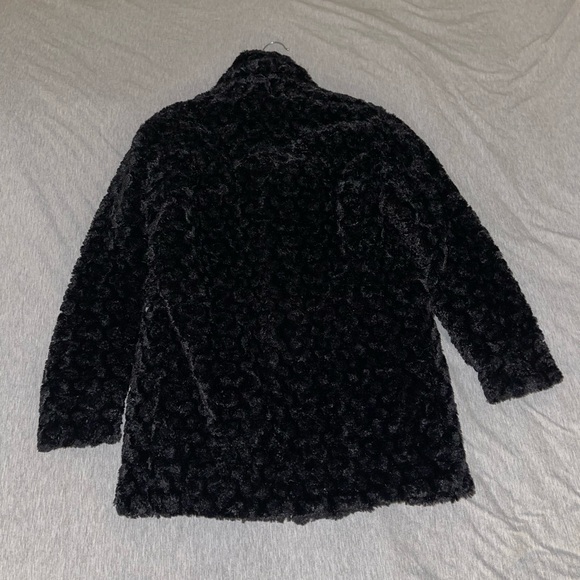 Aritzia Wilfred Free Plush Faux Fur Jacket - Picture 7 of 11